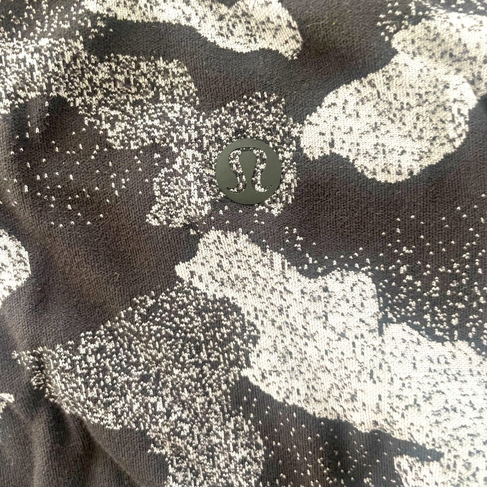 Lulu cropped tee Camo print